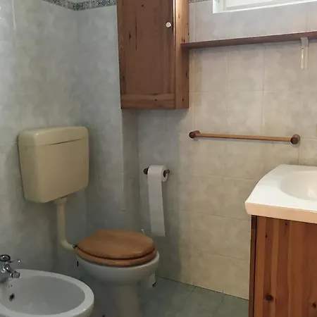 Bellavista Apartment *